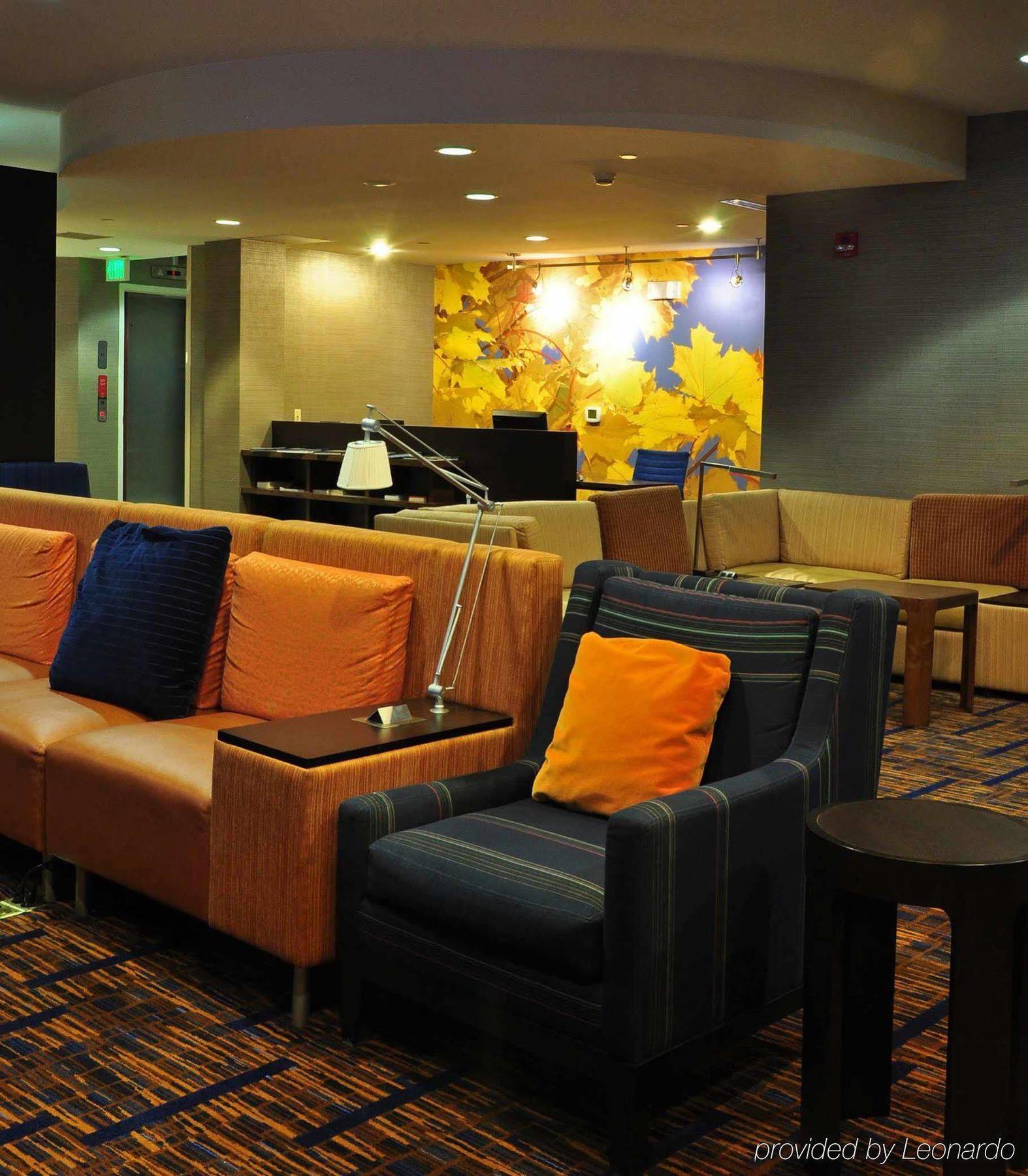 Courtyard By Marriott Kingston Hotell Exteriör bild